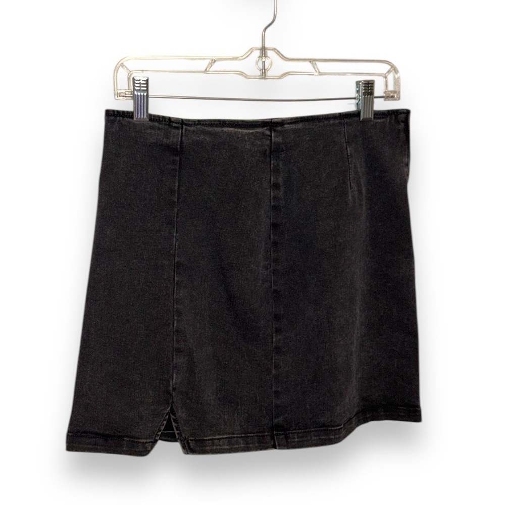 Wild Fable Denim Mini Skirt Womens Size 8 Notch Front Black Wash